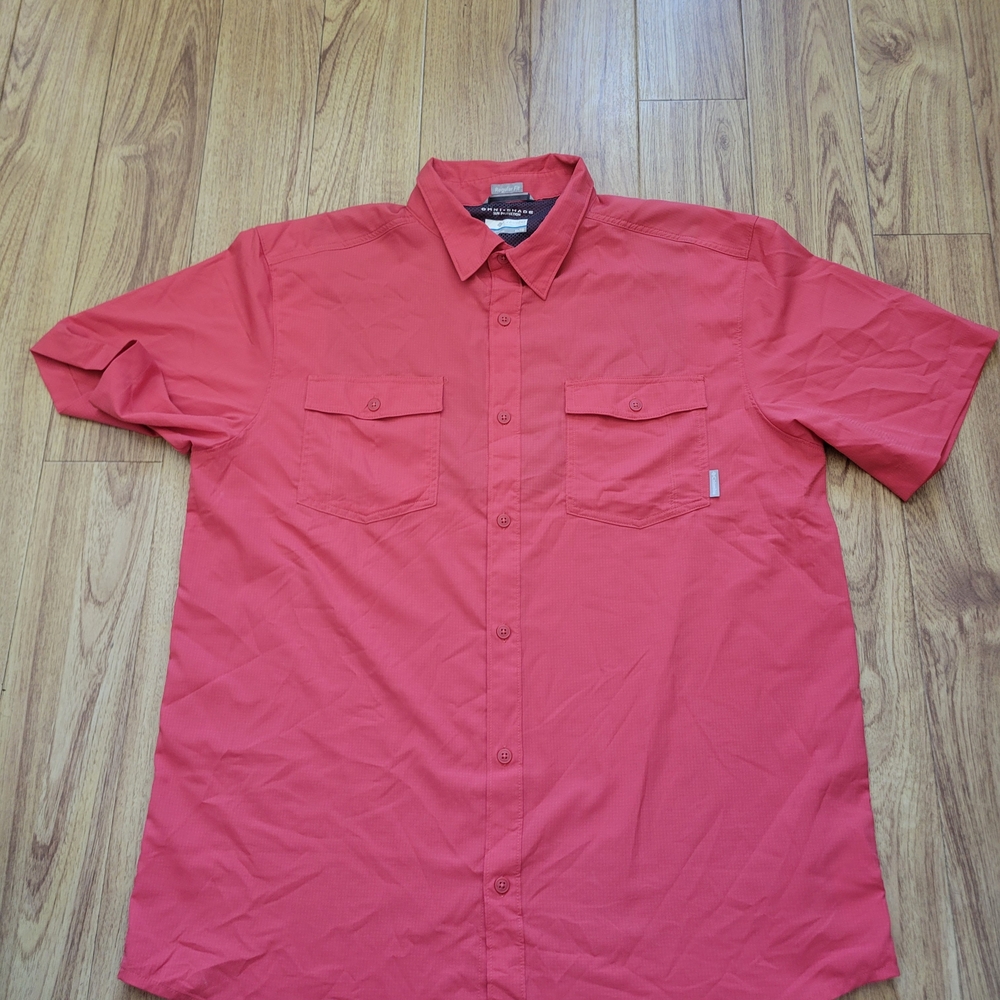 Columbia Men's Red Short Sleeve Button Down Shirt